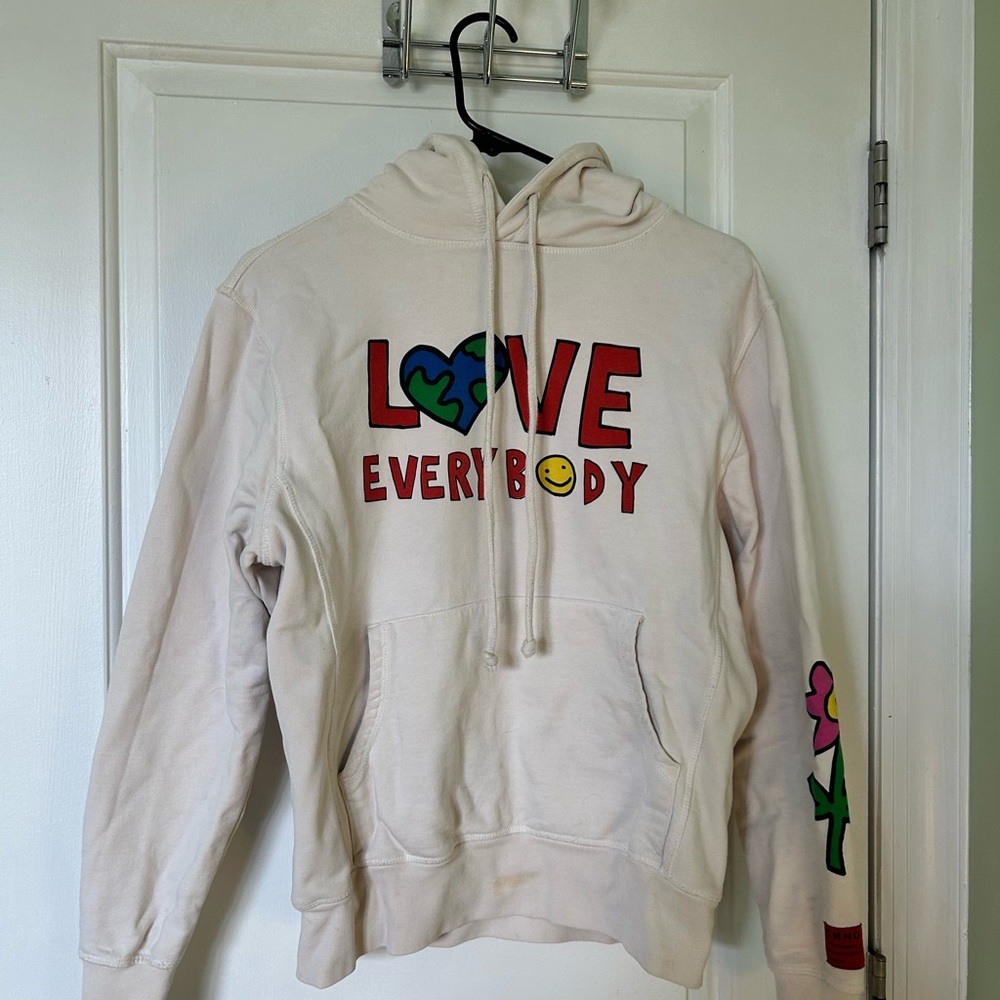 CHNGE Love Everybody Cream Sweatshirt XS